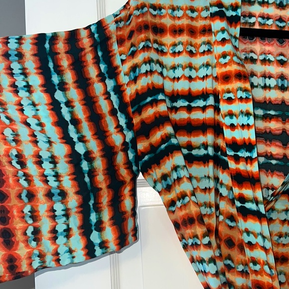 NWOT JOSIE NATORI ROBE KIMONO - Picture 4 of 5